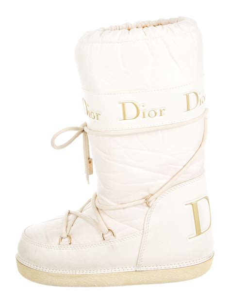 dior moonboots white|christian Dior moon boots.